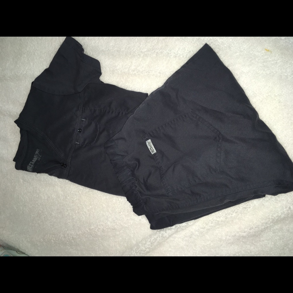 Grey’s Anatomy scrubs